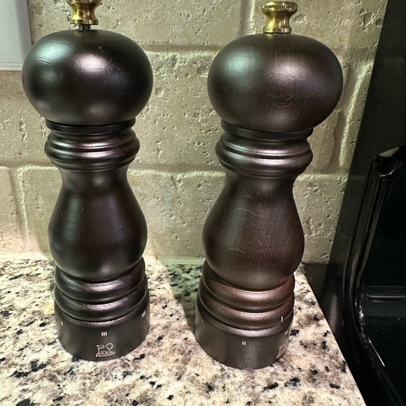 Peugeot | Paris Duo u'Select Pepper and Salt Mill, Chocolate, 18 cm - 7 in - Picture 2 of 10